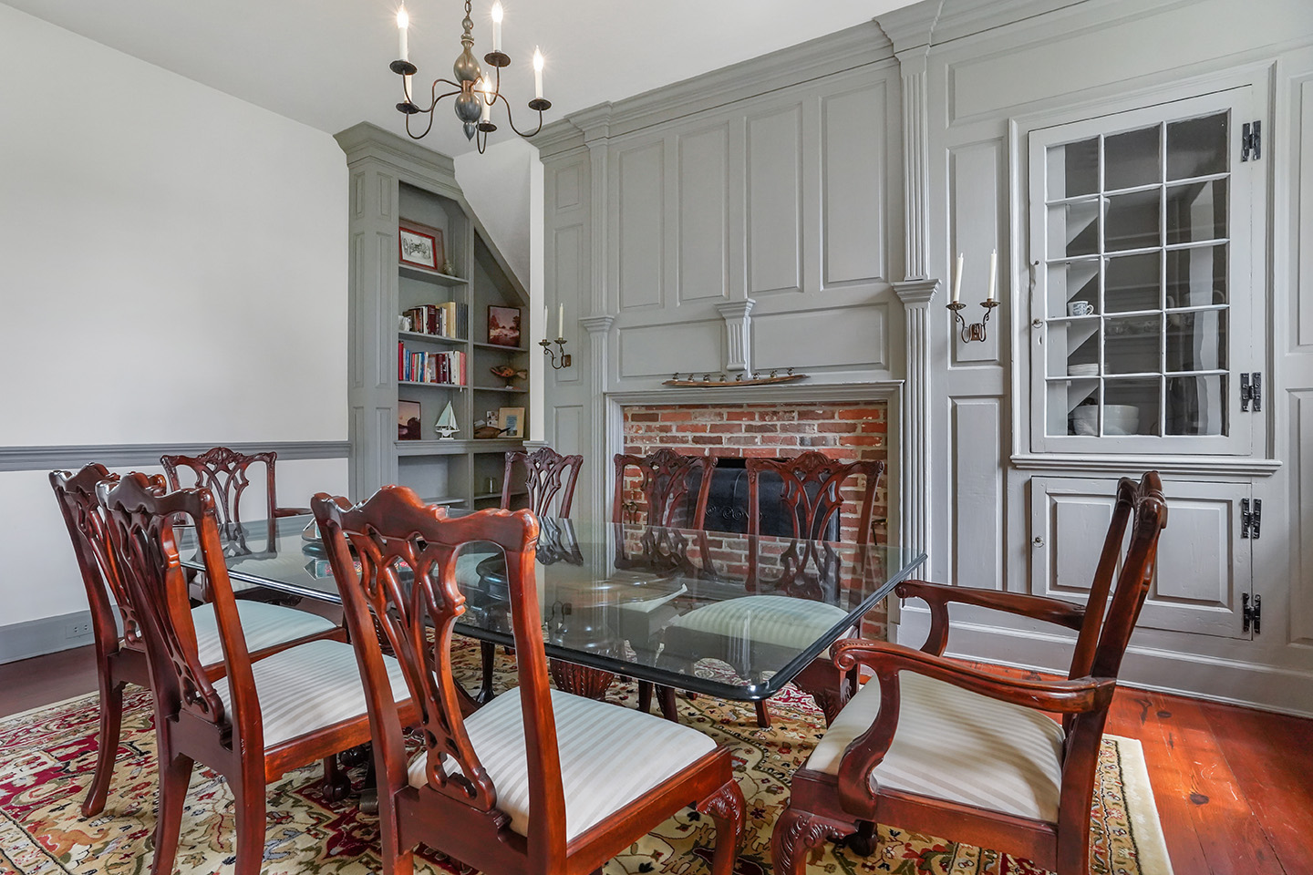 the formal dining room in the vaux hall manor house